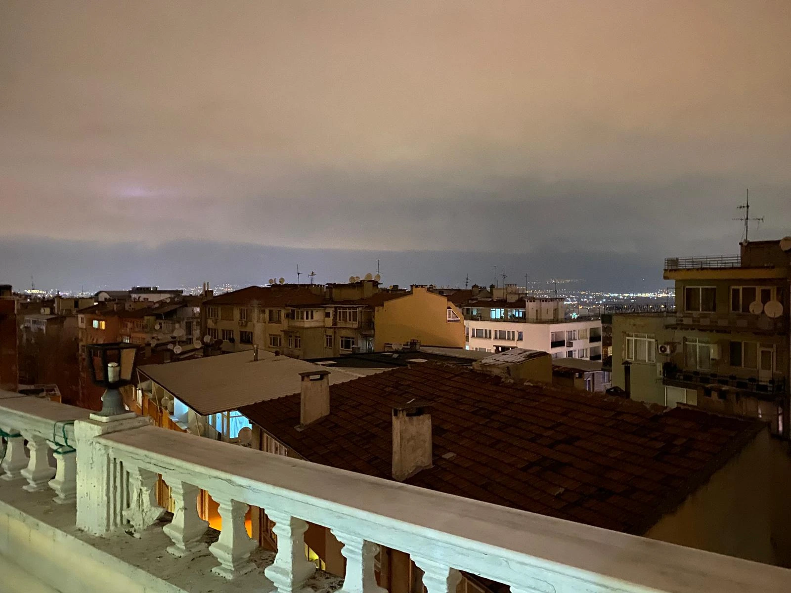 Poyraz Suit - Şıklık ve Konfor 2